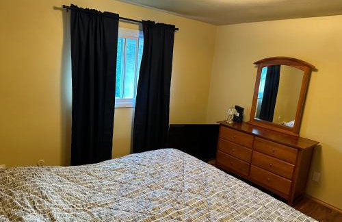 Forget Me Not Home by Airport Upstairs with Deck - Foto 20