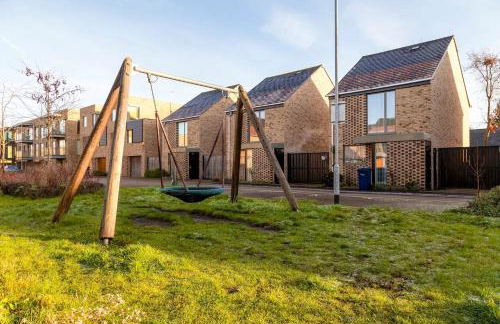 Pass the Keys 53 Austin Drive · Modern Townhouse near Addenbrookes Own Parking - Foto 49