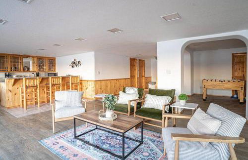 Oceanfront Retreat, Mount Rainier, King bed, Games - Foto 9