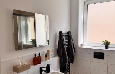 NEW Premium Apartment - Familienfreundlich, Parkplatz & in Wassernähe - Foto 14