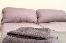 Moderne Wohnung mit Arbeitsplatz, Netflix, Nespresso & privatem Stellplatz - Foto 2