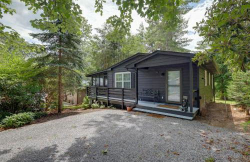 Newland Gem in Golf Community with Pool Access! - Foto 3