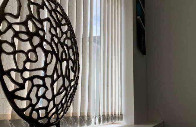 Large 5 Bed House / Wolverhampton + Parking - Foto 15