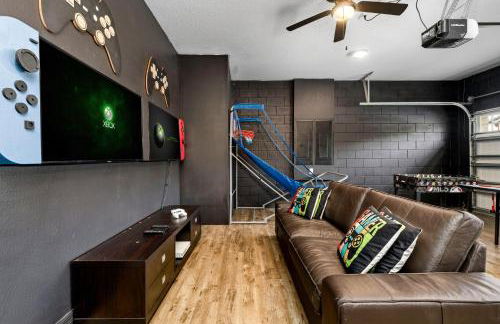 Comfortable Vacation Home Great Resort Pool/Spa Sleeps 20 - Foto 50