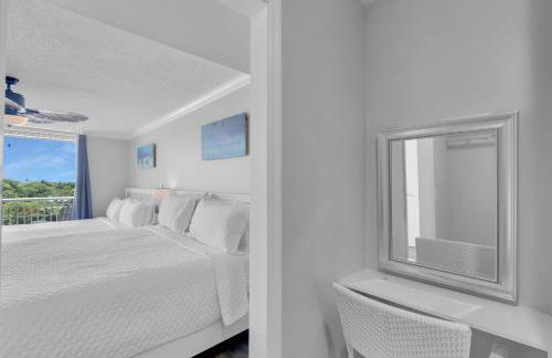 St Thomas - Waterfront Penthouse sleeps 16 w Pool & Boat Dock - Foto 32