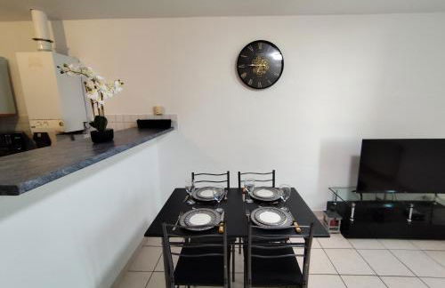 Appartement climatisé avec vue sur la cité - Foto 9