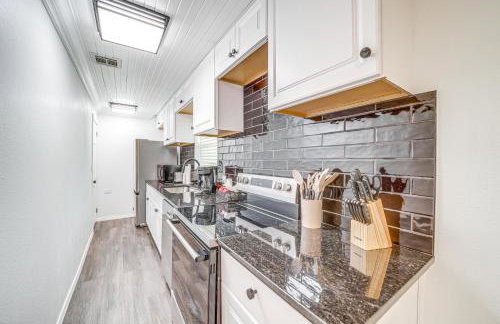 Waterfront Lake Eufaula Home Dock and Beach Access! - Foto 8