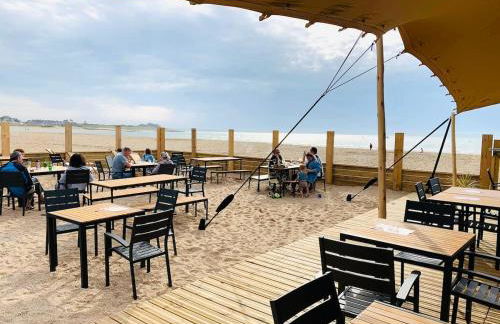 A 2 Pas de la Mer, 2 bedrooms, sea view, parking - Photo 16