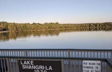 Secluded Retreat near Ski Resorts, Hot Tub, BBQ - Foto 74