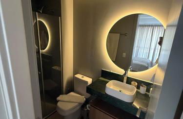 Loft Moderno Manobrista e Equipado - 2 min Shoppings - Foto 14