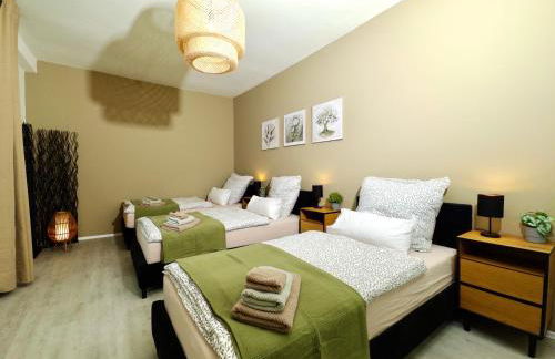 Moderne Wohnung mit Balkon ideal für Familien und Geschäftsreisende - Photo 11