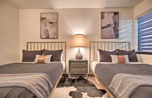 Contemporary Mountain Retreat - Walk to Slopes! - Photo 15