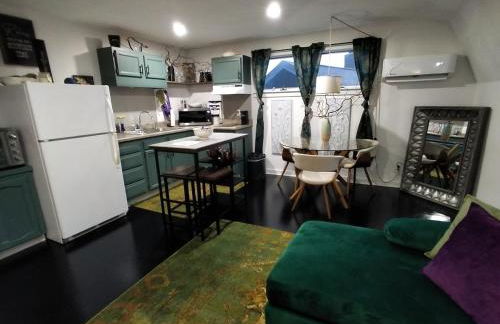 Black Top Retreat - Photo 11