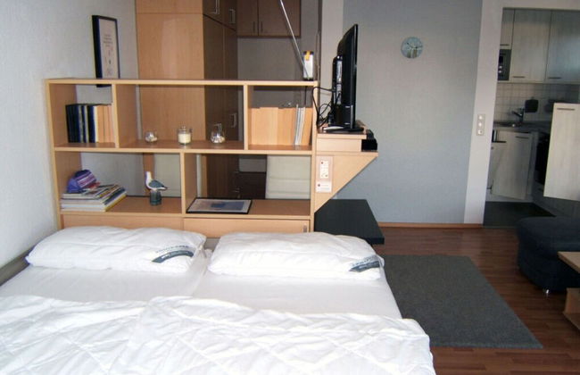 "At Low 8" Merchant - Foto 3