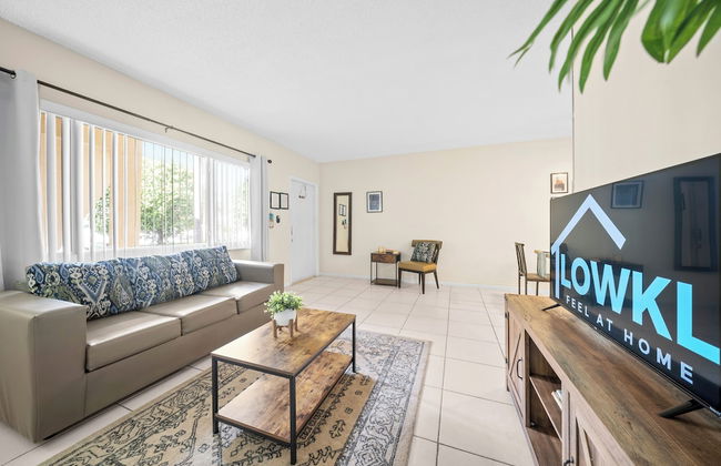 Coco Palms Apartments By Lowkl - Foto 17