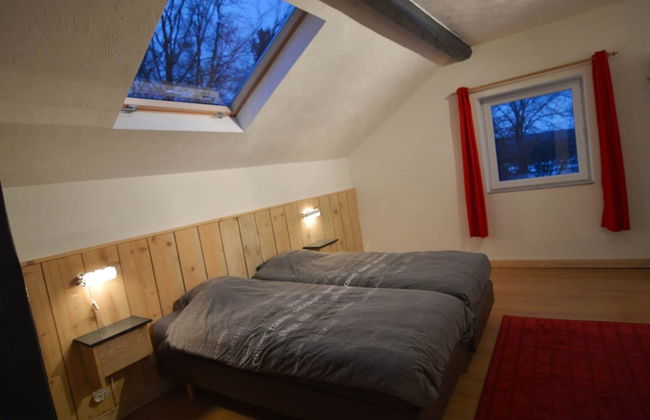 Sourbrodt Stay With Pool - Photo 5