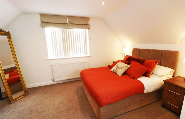 Breck Blackpool - Photo 4