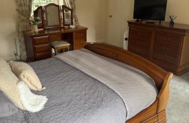 West Cottage, Free Breakfast supplied with free range eggs With log burner - Foto 11