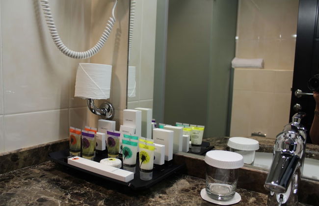 Al Diar Sawa Hotel Apartments - Photo 27