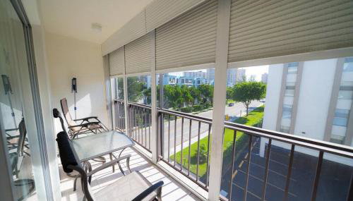 Enjoy Fully Equipped 2BR Condo Near The Beach - Foto 2