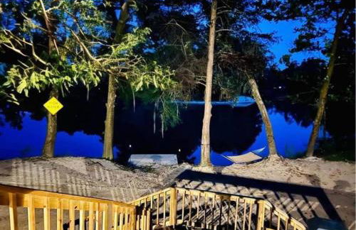 Secluded Riverside Oasis Private Deck Dock - Foto 5