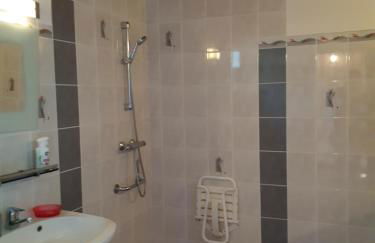 Gite de Kervao, Camélias, proche mer (800 mètres), meublé tourisme 3 étoiles - Foto 7