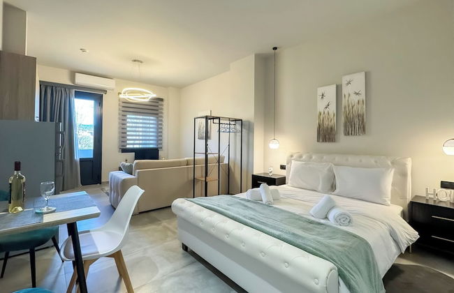 Tsikaris Boutique Guesthouse - Photo 18