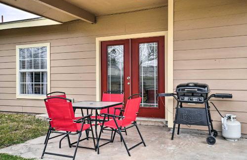 Pet-Friendly San Antonio Home w/ Yard & Patio! - Foto 21