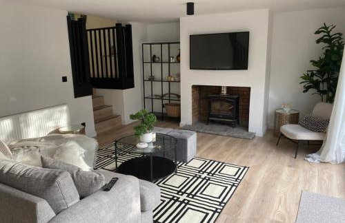 Sleeps7-Parking-Garden-Patio - Foto 3