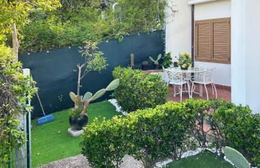 La villetta fonte antica "parcheggio privato" incluso ombrellone e 2 lettini nello stabilimento balneare - Photo 17