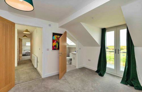 Finest Retreats - The Holt - Photo 18