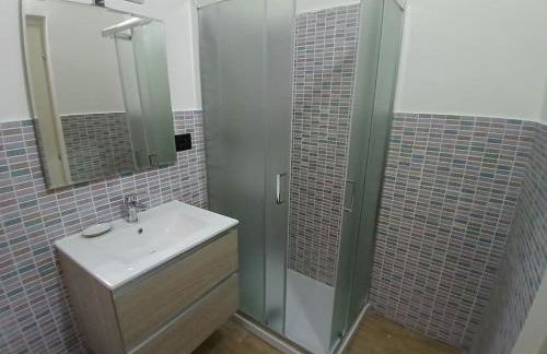 AB House Caserta - Reggia di Caserta e Stazione Fs a cinque minuti in auto - Photo 6