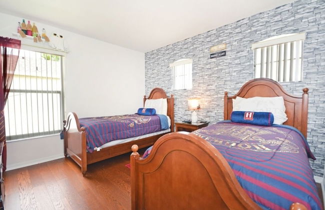 Beautiful 5 Bedroom Home With Large South-facing Pool - Foto 5