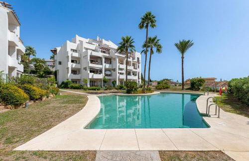 Beautiful two-bed apartment Mijas Golf - Photo 25