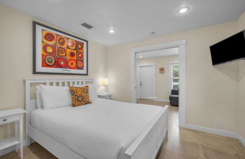 Renovated Grove Bungalow -near Coconut Grove - Foto 3