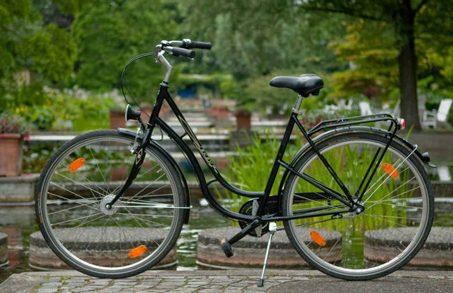 Hamburg Bike Tour - Photo 1