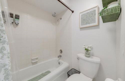 Luxe Outdoor Space! Elevated Delray Beach Living - Foto 18