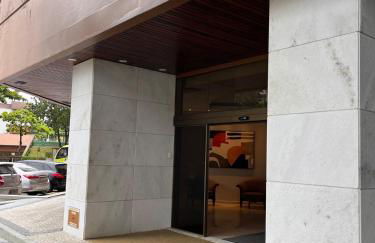 Barra Mares-apto p 4 pessoas em frente ao posto 4 Barra - Foto 55