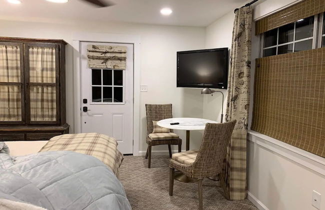 Five-star Historic Boyd Harvey Carriage House 2 Bedroom Home by RedAwning - Foto 3