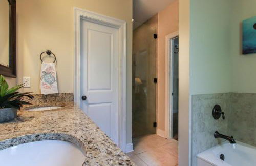 Amazing 4 Bedroom Vacation Home in The Villages of Crystal Lakes - Foto 37