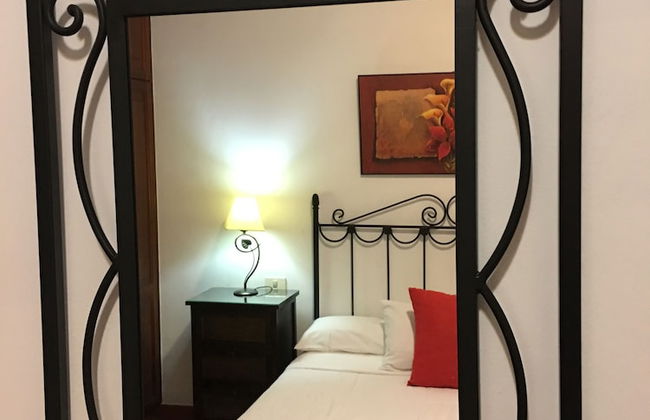 Apartamentos Los Verodes - Photo 13