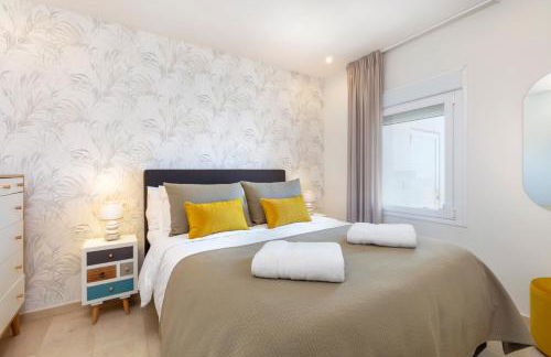 First Row Beach Villa - Photo 36