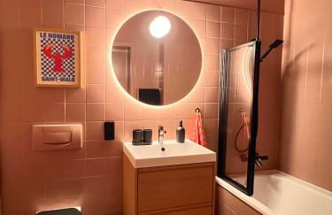 Atelier Noé NOIR - Kunstvoll Wohnen - Wunderbares Frühstück möglich - Ruhig und nah am Zentrum - - Foto 13