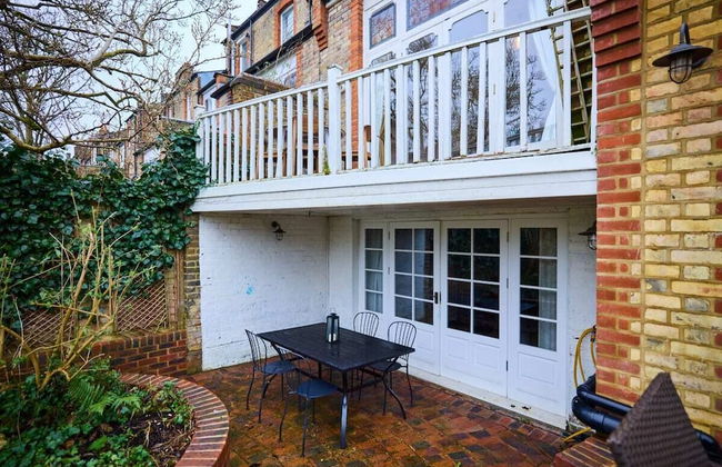 The Rosebery Retreat - Inviting 4bdr With Garden - Foto 22