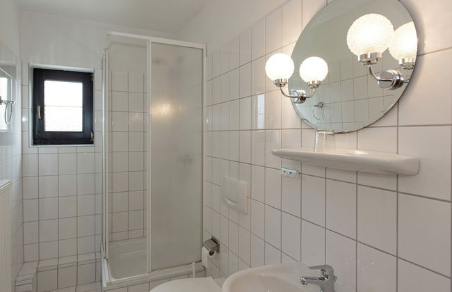 Classy Holiday Home in Deutschneudorf near Glockenwanderweg - Foto 17