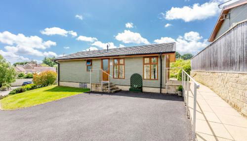 Lavender Lodge - Photo 2