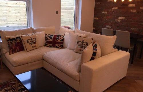 Modern 2 Bedroom Flat with private outdoor terrace - Foto 12