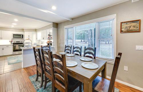 Deck and Views Spacious Lake House Escape - Foto 12