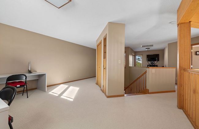 Peaceful Pines 5 BR Home with Jacuzzi - Foto 7