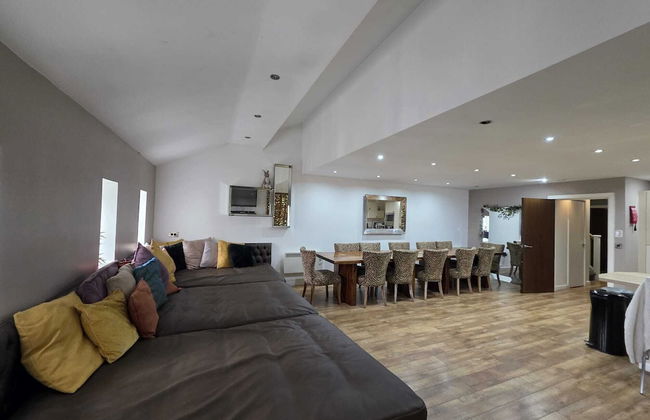 Contractor Mid week bookers - Foto 19